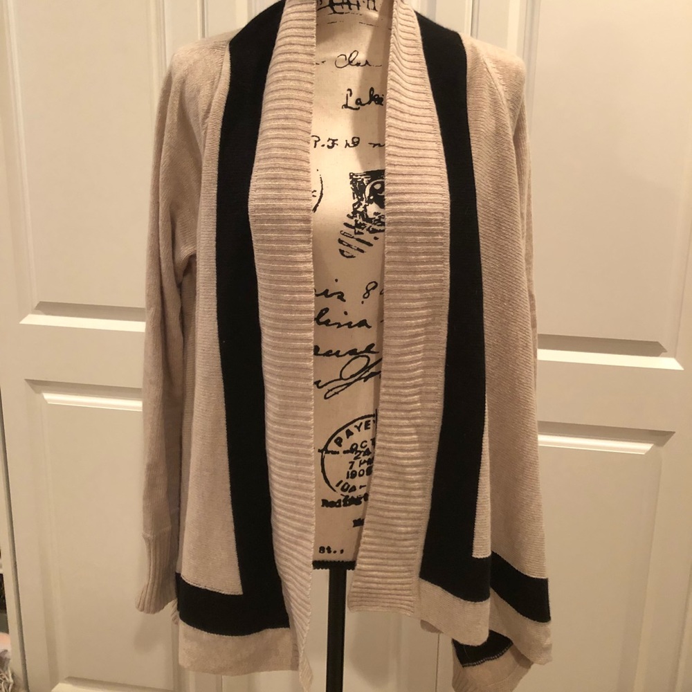 Banana Republic cardigan sweater size L